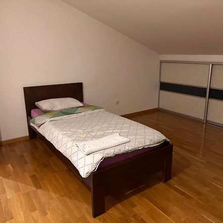 Rooms Near The Airport 사라예보 외부 사진